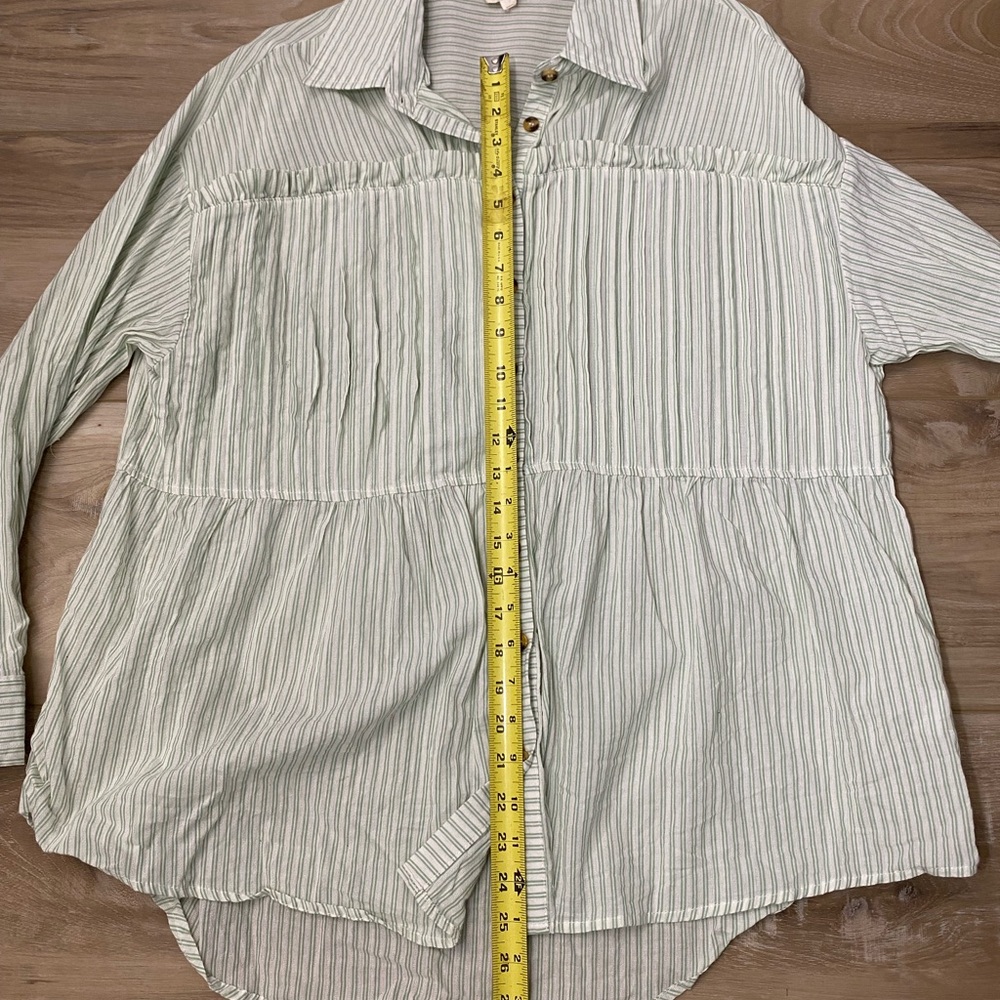 Listicle Green & White Striped Button Down Ruffle Blouse Size Large - Picture 9 of 15
